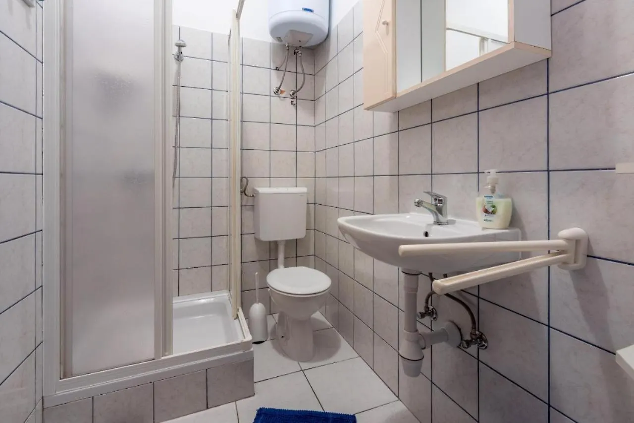 Apartament Apartmani Deleut Novi Vinodolski