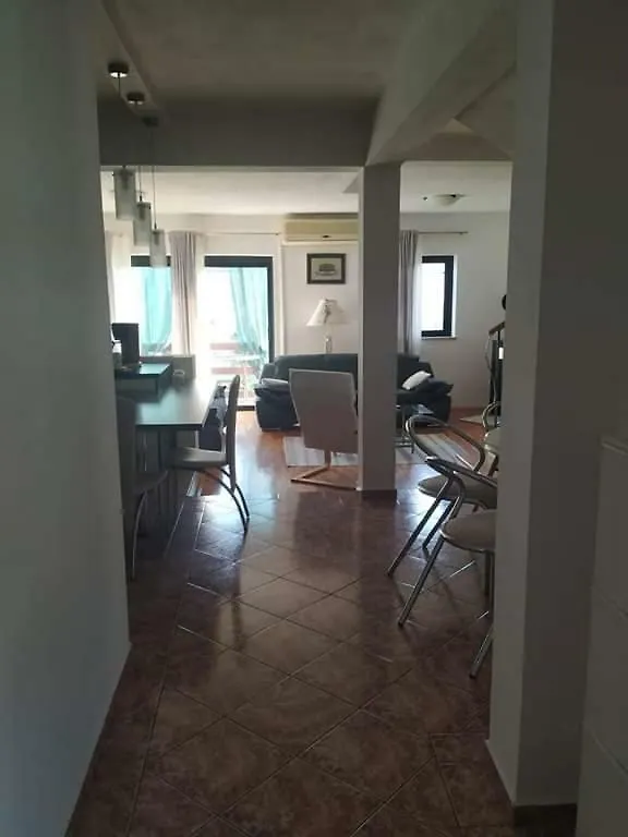 Apartmani Deleut Novi Vinodolski 0*,